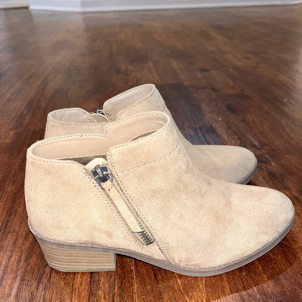 Tan boots